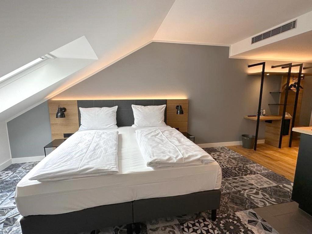 Alpengluehen Smart Hotel Olching Kültér fotó