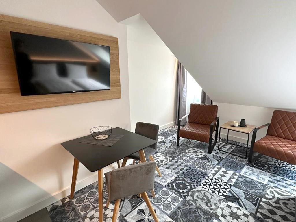 Alpengluehen Smart Hotel Olching Kültér fotó