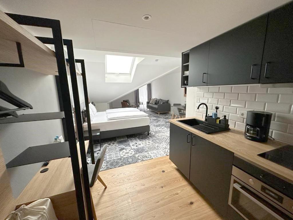 Alpengluehen Smart Hotel Olching Kültér fotó