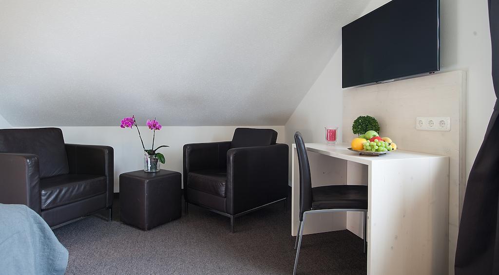 Alpengluehen Smart Hotel Olching Szoba fotó